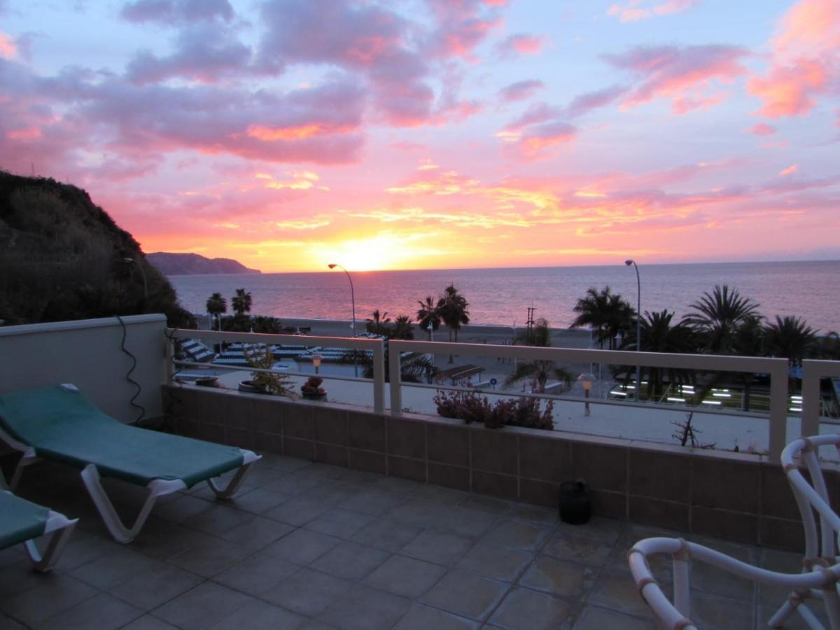דירות Nerja 1ª Linea De Playa De Burriana , Terraza Grande Al Mar מראה חיצוני תמונה